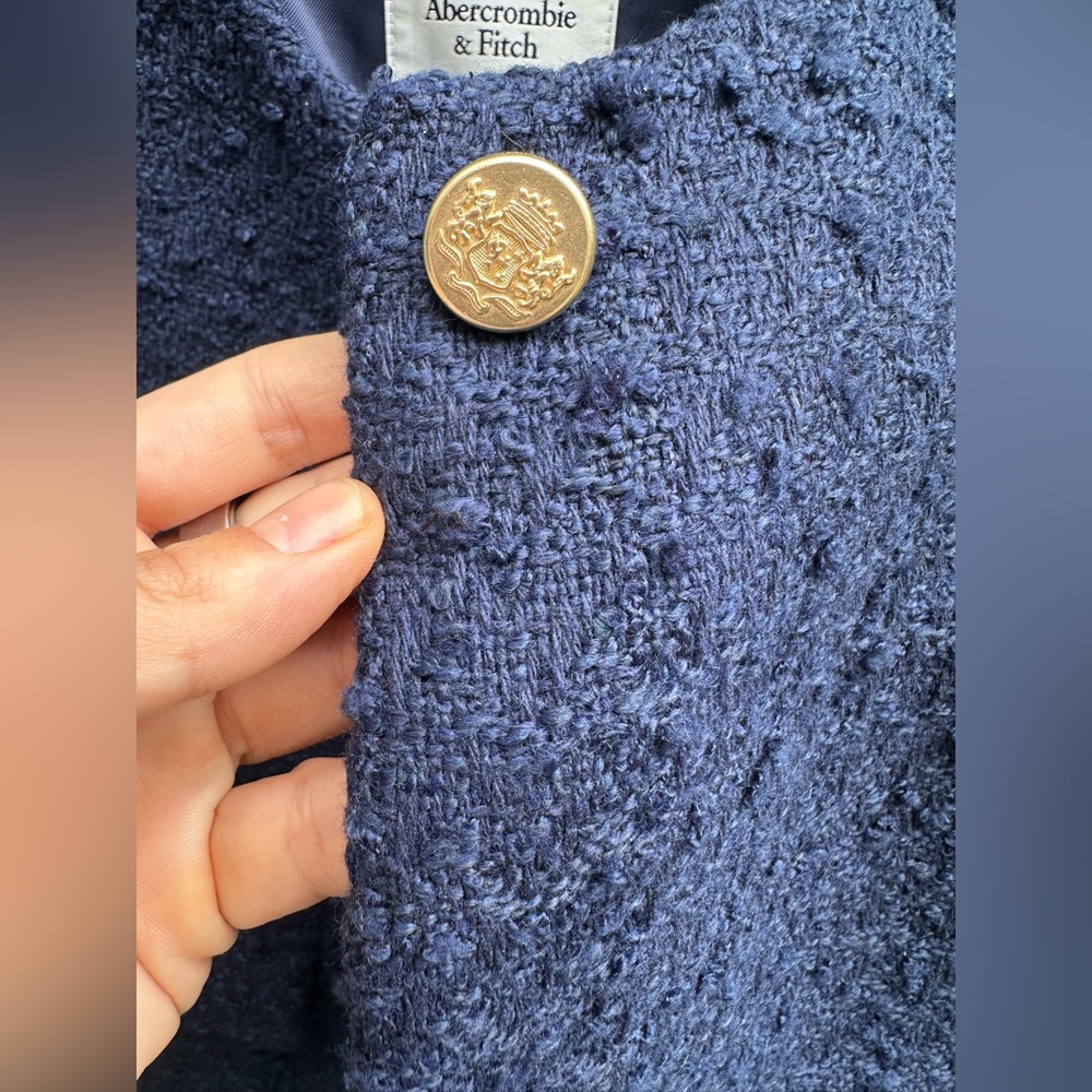 Abercrombie & Fitch Navy Bouclé Crop Jacket with Gold Buttons - Picture 4 of 5
